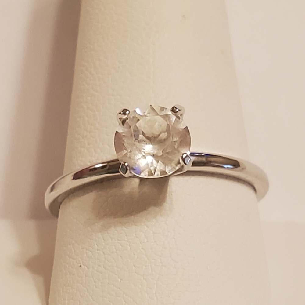 Vintage Uncas Silver Solitaire Crystal Ring - Picture 6 of 13